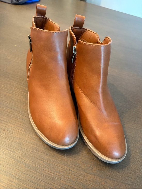 Jeossy Shoes - Jeossy Milan | Women’s Tan Ankle Boots Zip Side | Size : 7
